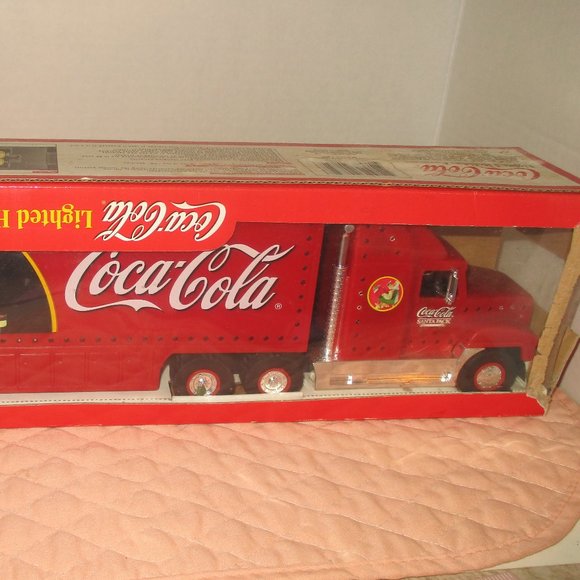 Coca-Cola Other - Coca-Cola Vintage Holiday Lighted Caravan 1998 New Vintage